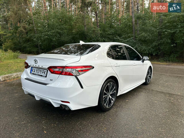 Білий Тойота Камрі, об'ємом двигуна 2.49 л та пробігом 113 тис. км за 23500 $, фото 2 на Automoto.ua