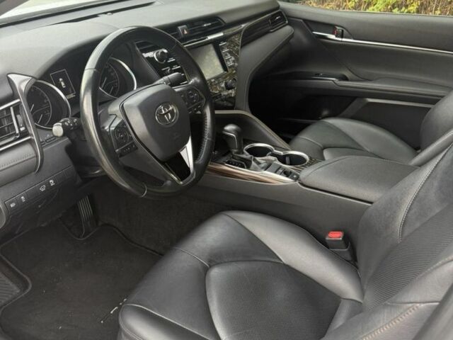 Тойота Камри 2019 в Киеве на Automoto.ua Белый Тойота Камри, объемом двигателя 2.5 л и пробегом 265 тыс. км за 24000 $, фото 6 на Automoto.ua