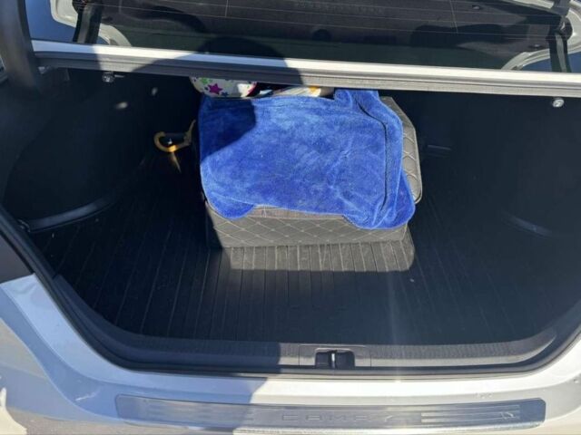 Белый Тойота Камри, объемом двигателя 0 л и пробегом 61 тыс. км за 15000 $, фото 18 на Automoto.ua