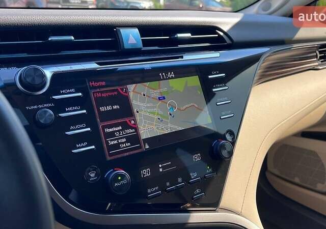 Белый Тойота Камри, объемом двигателя 2.49 л и пробегом 26 тыс. км за 29500 $, фото 13 на Automoto.ua