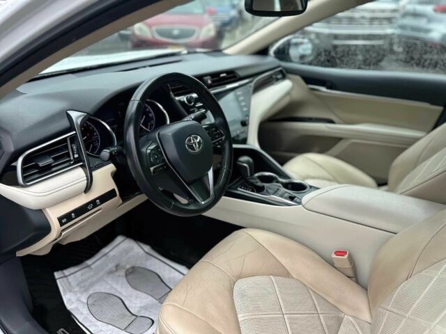 Білий Тойота Камрі, об'ємом двигуна 2.5 л та пробігом 66 тис. км за 16000 $, фото 8 на Automoto.ua