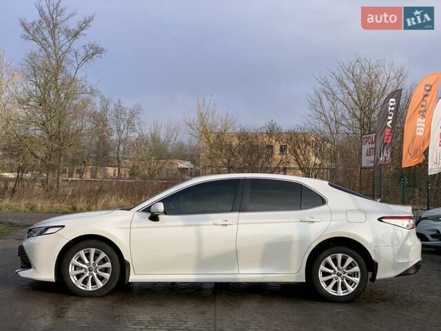 Белый Тойота Камри, объемом двигателя 2.5 л и пробегом 32 тыс. км за 24355 $, фото 11 на Automoto.ua