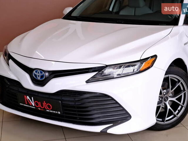 Белый Тойота Камри, объемом двигателя 2.5 л и пробегом 140 тыс. км за 21900 $, фото 10 на Automoto.ua