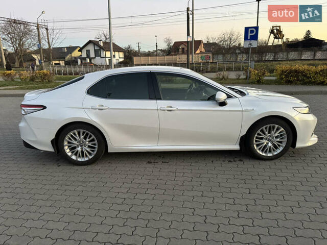 Белый Тойота Камри, объемом двигателя 2.49 л и пробегом 80 тыс. км за 27500 $, фото 15 на Automoto.ua