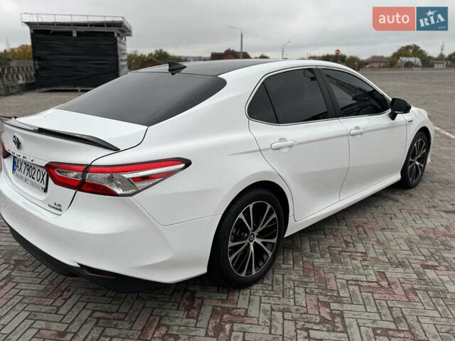 Белый Тойота Камри, объемом двигателя 2.49 л и пробегом 128 тыс. км за 22500 $, фото 15 на Automoto.ua