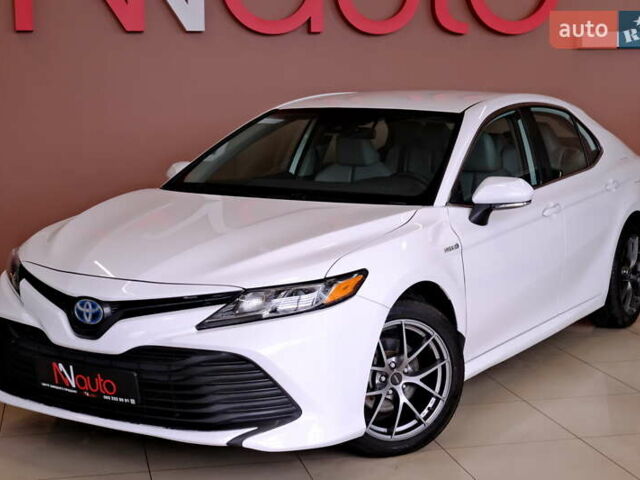 Белый Тойота Камри, объемом двигателя 2.5 л и пробегом 140 тыс. км за 21900 $, фото 9 на Automoto.ua