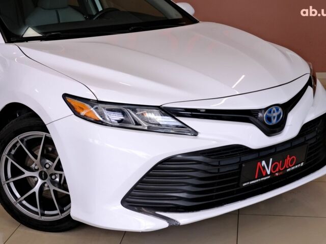 Білий Тойота Камрі, об'ємом двигуна 2.5 л та пробігом 140 тис. км за 21900 $, фото 2 на Automoto.ua