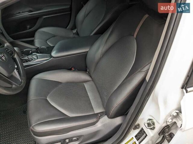 Білий Тойота Камрі, об'ємом двигуна 2.49 л та пробігом 150 тис. км за 20300 $, фото 8 на Automoto.ua