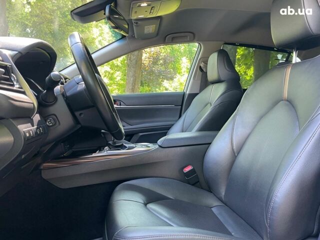 Білий Тойота Камрі, об'ємом двигуна 2.5 л та пробігом 92 тис. км за 29990 $, фото 29 на Automoto.ua