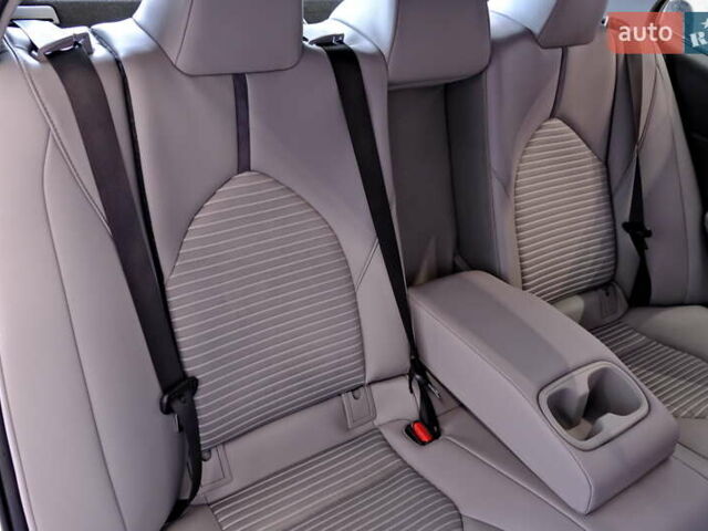 Белый Тойота Камри, объемом двигателя 2.5 л и пробегом 140 тыс. км за 21900 $, фото 41 на Automoto.ua