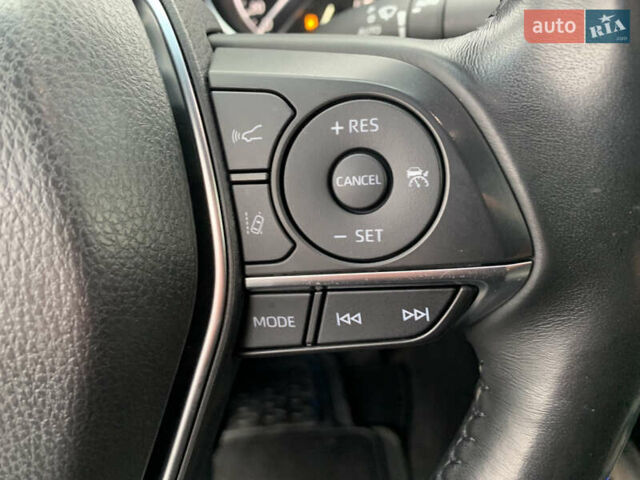 Белый Тойота Камри, объемом двигателя 2.49 л и пробегом 63 тыс. км за 23500 $, фото 36 на Automoto.ua