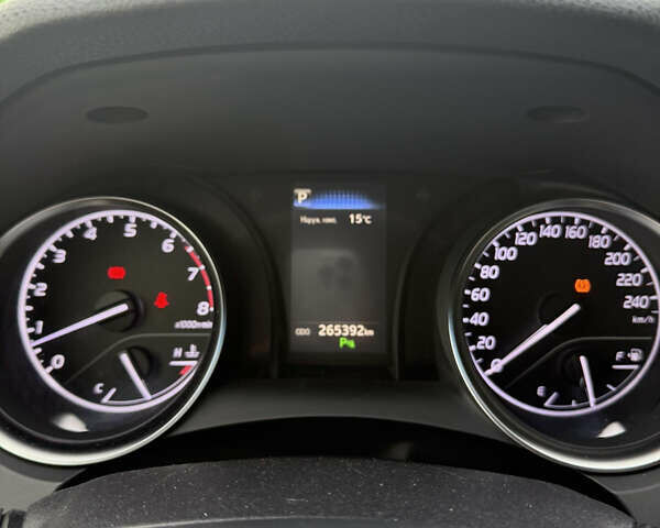 Білий Тойота Камрі, об'ємом двигуна 2.49 л та пробігом 265 тис. км за 24000 $, фото 6 на Automoto.ua