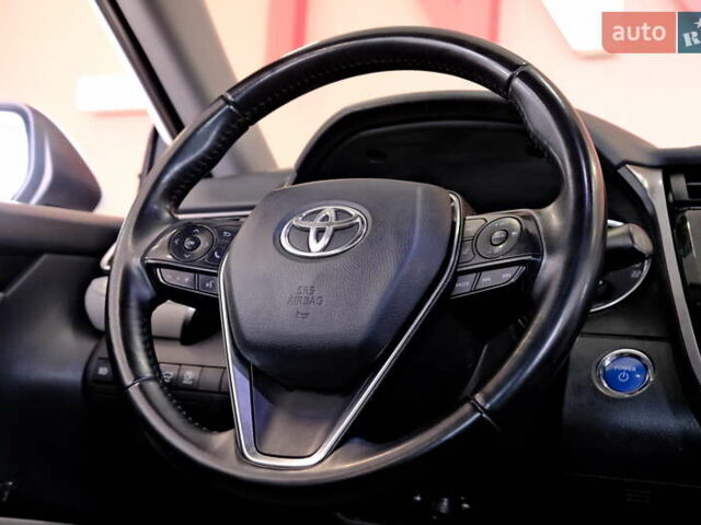 Белый Тойота Камри, объемом двигателя 2.5 л и пробегом 140 тыс. км за 21900 $, фото 49 на Automoto.ua