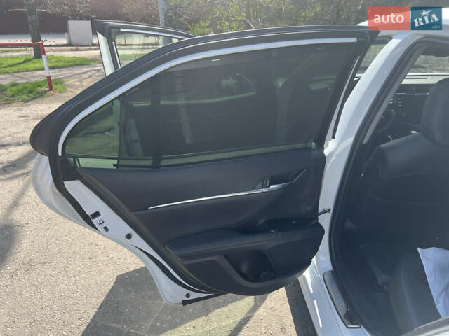 Білий Тойота Камрі, об'ємом двигуна 2.5 л та пробігом 127 тис. км за 25700 $, фото 17 на Automoto.ua