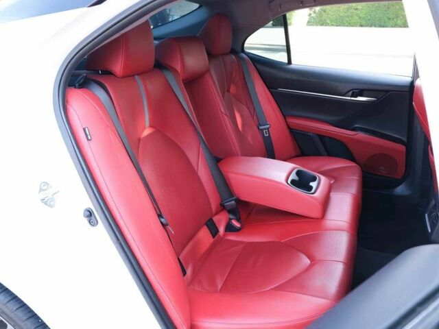 Белый Тойота Камри, объемом двигателя 3.5 л и пробегом 49 тыс. км за 12800 $, фото 14 на Automoto.ua