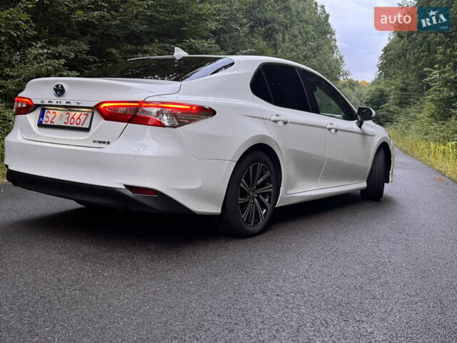 Білий Тойота Камрі, об'ємом двигуна 2.49 л та пробігом 82 тис. км за 27250 $, фото 5 на Automoto.ua