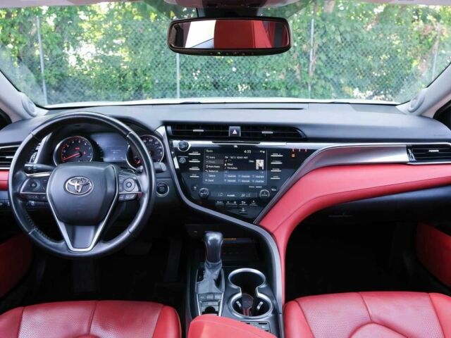 Белый Тойота Камри, объемом двигателя 3.5 л и пробегом 49 тыс. км за 12800 $, фото 12 на Automoto.ua