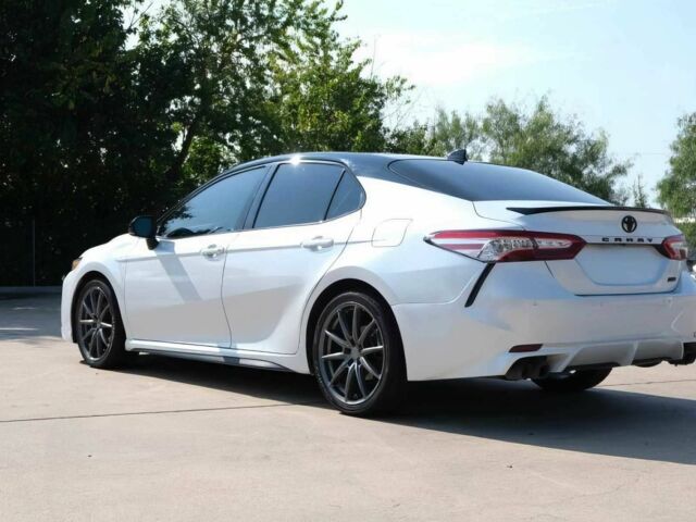 Белый Тойота Камри, объемом двигателя 3.5 л и пробегом 49 тыс. км за 12800 $, фото 4 на Automoto.ua