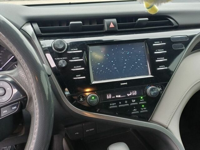 Белый Тойота Камри, объемом двигателя 2.5 л и пробегом 80 тыс. км за 23900 $, фото 7 на Automoto.ua