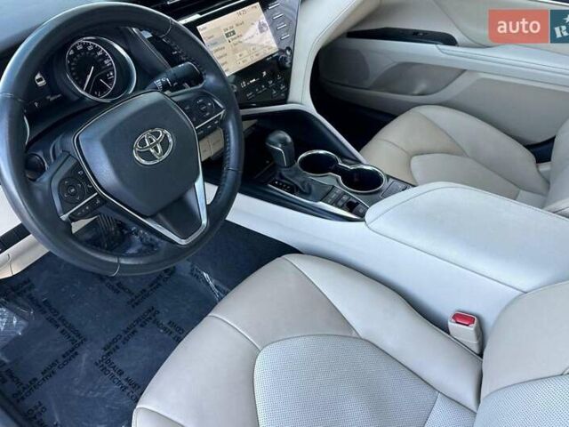 Белый Тойота Камри, объемом двигателя 2.49 л и пробегом 45 тыс. км за 8900 $, фото 8 на Automoto.ua