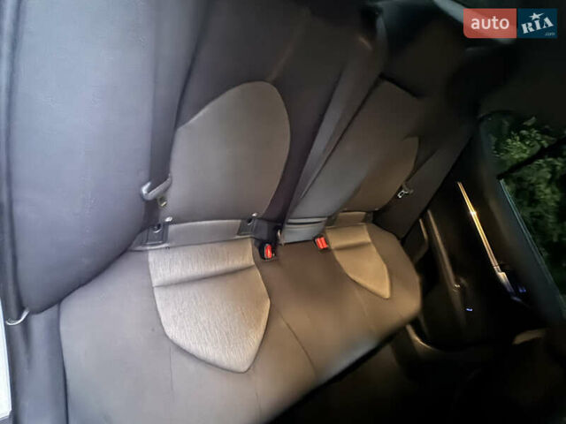 Білий Тойота Камрі, об'ємом двигуна 2.49 л та пробігом 82 тис. км за 27250 $, фото 13 на Automoto.ua