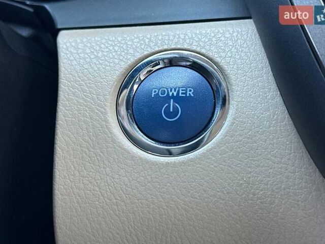 Белый Тойота Камри, объемом двигателя 2.49 л и пробегом 45 тыс. км за 8900 $, фото 18 на Automoto.ua