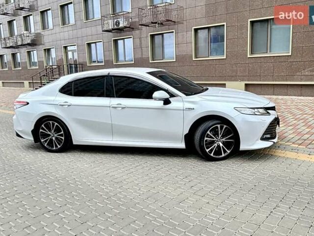 Белый Тойота Камри, объемом двигателя 2.49 л и пробегом 80 тыс. км за 29999 $, фото 98 на Automoto.ua