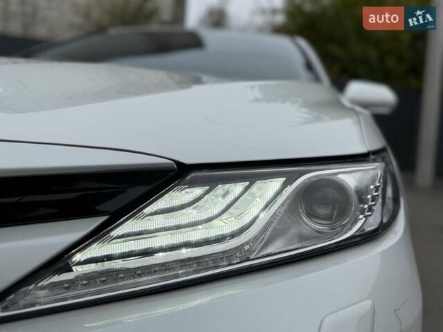 Белый Тойота Камри, объемом двигателя 2.49 л и пробегом 103 тыс. км за 26900 $, фото 19 на Automoto.ua
