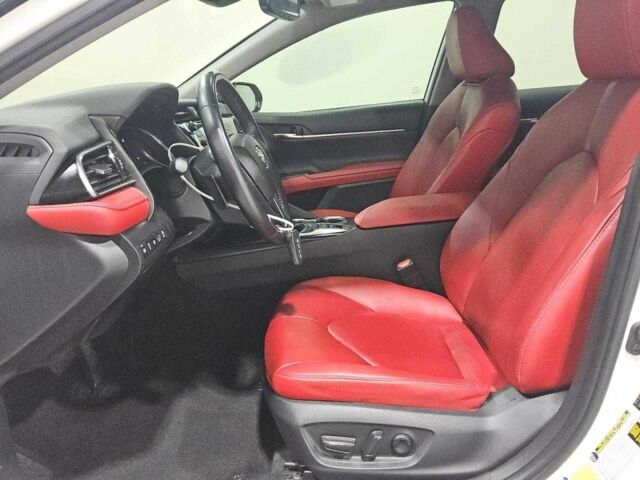 Белый Тойота Камри, объемом двигателя 2.5 л и пробегом 80 тыс. км за 15600 $, фото 6 на Automoto.ua