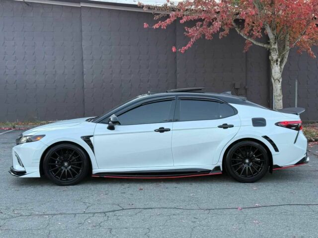 Белый Тойота Камри, объемом двигателя 2.5 л и пробегом 36 тыс. км за 7000 $, фото 2 на Automoto.ua