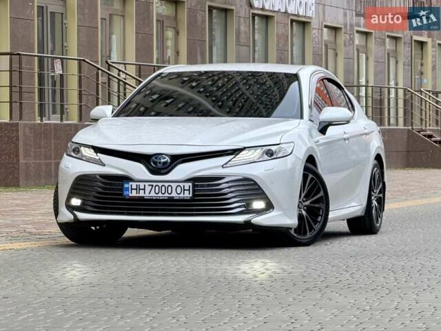Белый Тойота Камри, объемом двигателя 2.49 л и пробегом 80 тыс. км за 29999 $, фото 122 на Automoto.ua