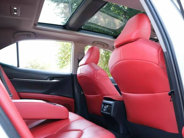 Белый Тойота Камри, объемом двигателя 3.5 л и пробегом 49 тыс. км за 12800 $, фото 13 на Automoto.ua