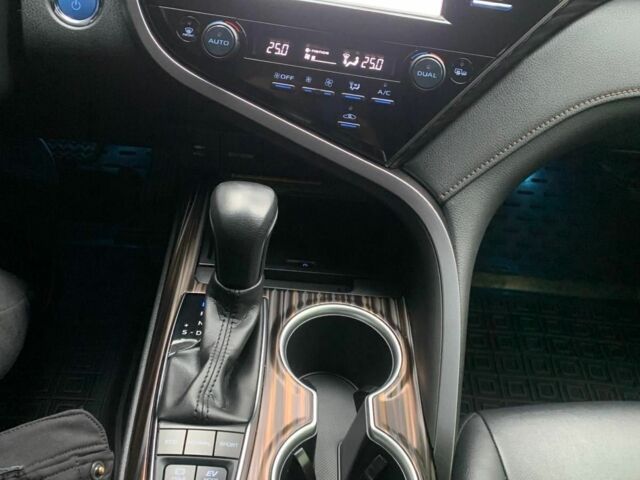 Белый Тойота Камри, объемом двигателя 2.5 л и пробегом 49 тыс. км за 31500 $, фото 9 на Automoto.ua