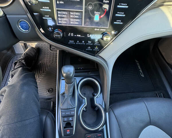 Белый Тойота Камри, объемом двигателя 2.5 л и пробегом 64 тыс. км за 29700 $, фото 17 на Automoto.ua