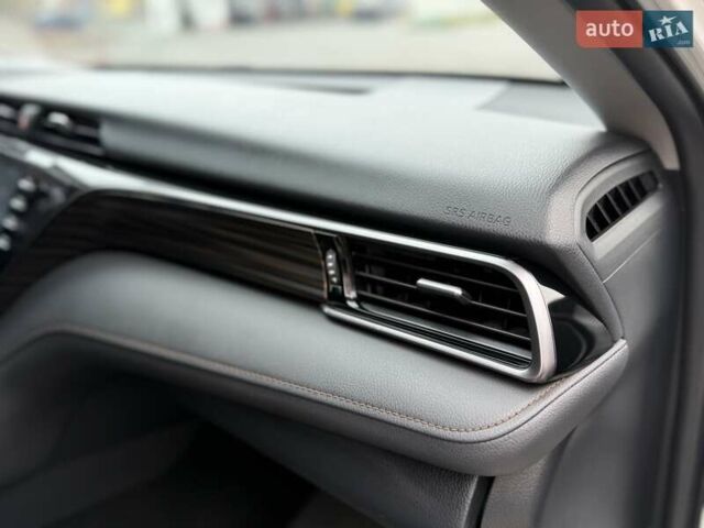 Белый Тойота Камри, объемом двигателя 2.49 л и пробегом 103 тыс. км за 26900 $, фото 25 на Automoto.ua