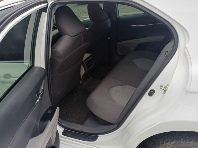 Белый Тойота Камри, объемом двигателя 2.5 л и пробегом 80 тыс. км за 23900 $, фото 4 на Automoto.ua