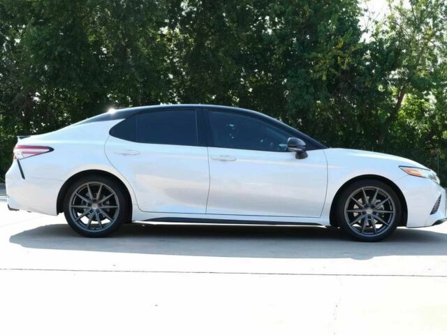 Белый Тойота Камри, объемом двигателя 3.5 л и пробегом 49 тыс. км за 12800 $, фото 7 на Automoto.ua