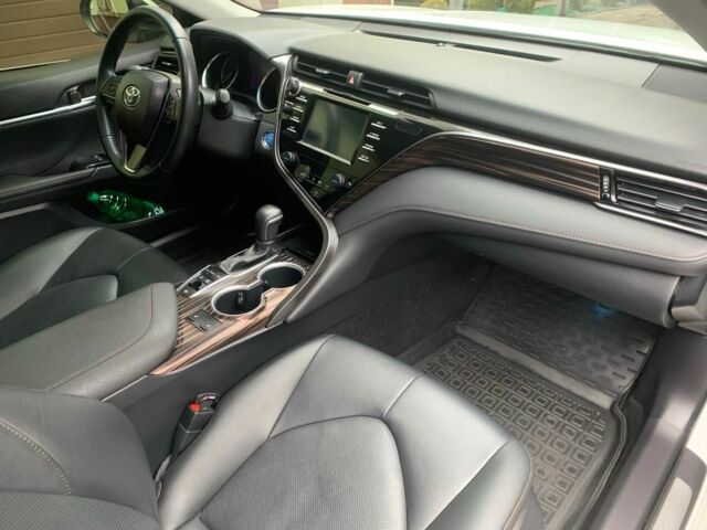 Белый Тойота Камри, объемом двигателя 2.5 л и пробегом 49 тыс. км за 31500 $, фото 8 на Automoto.ua