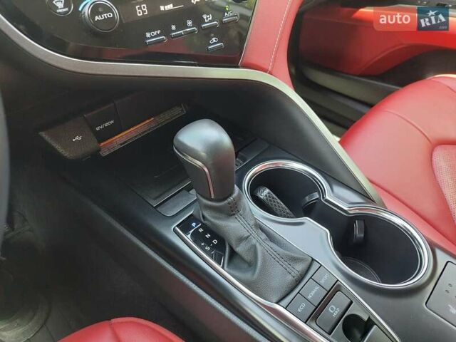 Белый Тойота Камри, объемом двигателя 2.49 л и пробегом 42 тыс. км за 25500 $, фото 30 на Automoto.ua