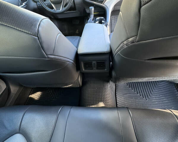 Білий Тойота Камрі, об'ємом двигуна 2.5 л та пробігом 64 тис. км за 29700 $, фото 22 на Automoto.ua