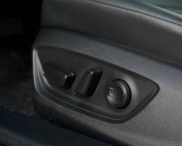 Білий Тойота Камрі, об'ємом двигуна 2.49 л та пробігом 58 тис. км за 20500 $, фото 39 на Automoto.ua