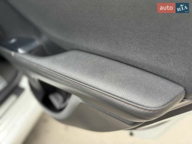 Белый Тойота Камри, объемом двигателя 2.49 л и пробегом 103 тыс. км за 26900 $, фото 34 на Automoto.ua