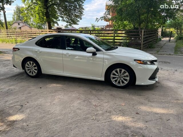 Білий Тойота Камрі, об'ємом двигуна 2.5 л та пробігом 71 тис. км за 21490 $, фото 3 на Automoto.ua