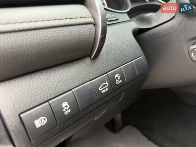 Белый Тойота Камри, объемом двигателя 2.49 л и пробегом 103 тыс. км за 26900 $, фото 48 на Automoto.ua