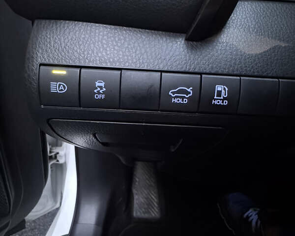 Білий Тойота Камрі, об'ємом двигуна 2.49 л та пробігом 82 тис. км за 27250 $, фото 16 на Automoto.ua