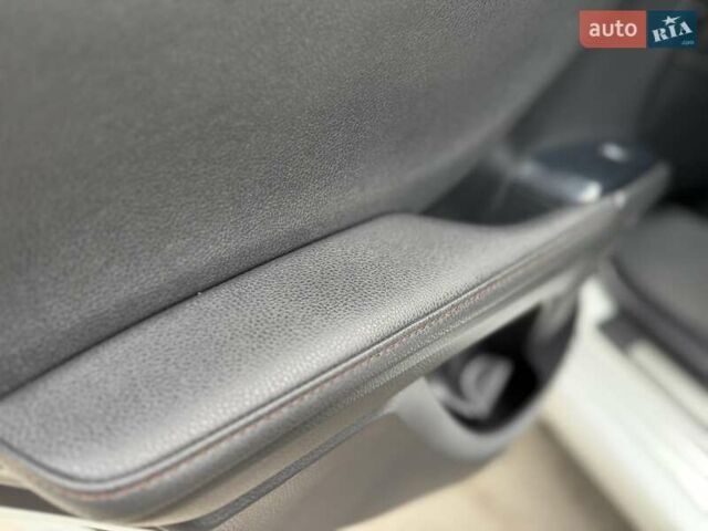 Белый Тойота Камри, объемом двигателя 2.49 л и пробегом 103 тыс. км за 26900 $, фото 39 на Automoto.ua