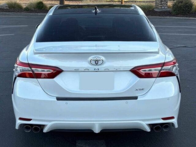 Белый Тойота Камри, объемом двигателя 2.5 л и пробегом 43 тыс. км за 8400 $, фото 4 на Automoto.ua