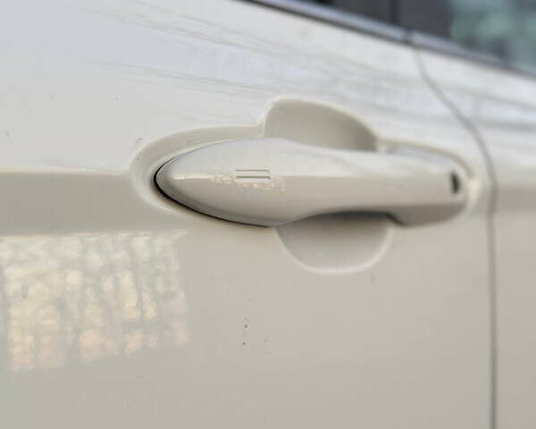 Білий Тойота Камрі, об'ємом двигуна 2.49 л та пробігом 58 тис. км за 20500 $, фото 22 на Automoto.ua