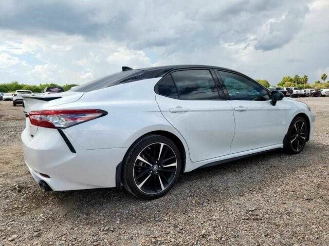 Белый Тойота Камри, объемом двигателя 2.5 л и пробегом 56 тыс. км за 6500 $, фото 3 на Automoto.ua