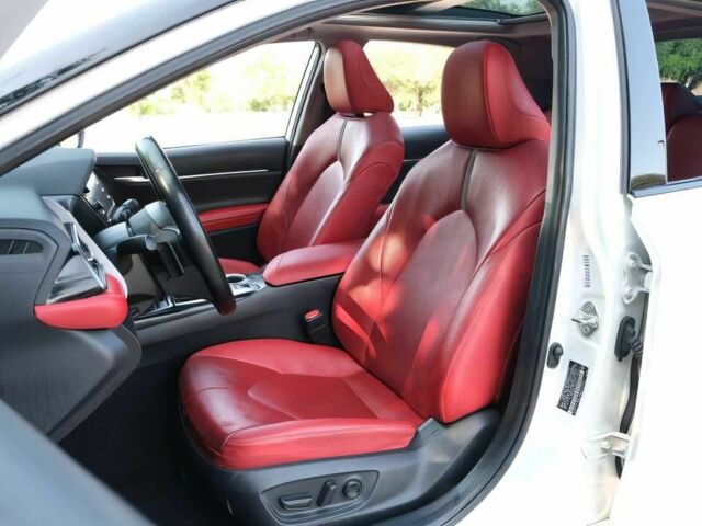 Белый Тойота Камри, объемом двигателя 3.5 л и пробегом 49 тыс. км за 12800 $, фото 10 на Automoto.ua